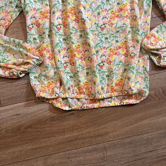 Ann Taylor Loft Buttercup Floral Smocked Yoke Blouse - Picture 7 of 9